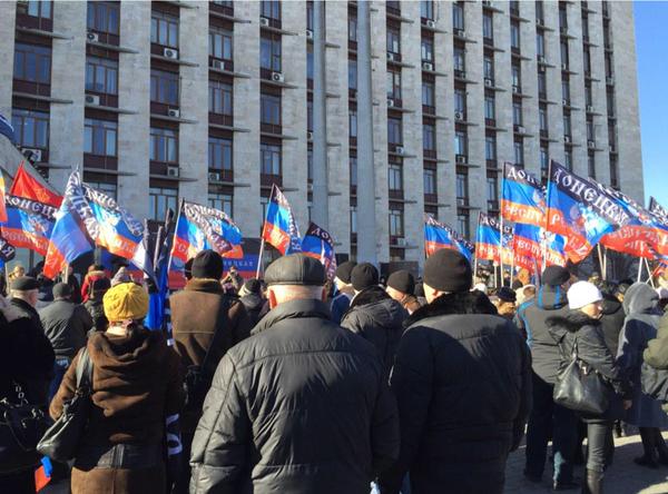 After the new agreements in the #Minsk, rally in #Donetsk