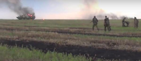 Russian forces filmed their own failed attack on Ukrainian positions: 2 APCs lost, min 1 WIA  