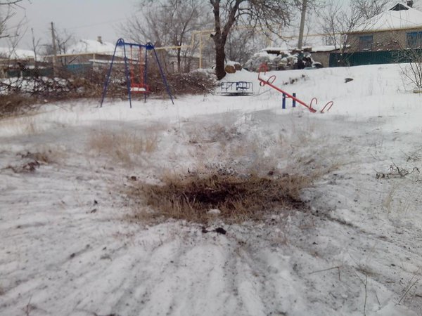 #Zaytseve, Jan04-05 RU attack at residential area recorded by UAF, RU as usually accused UA 