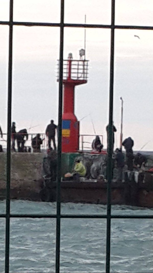 Someone painted Ukrainian flag in Yalta