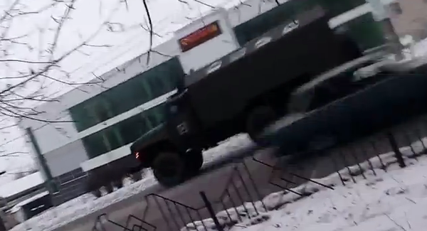 Донецк, боевики подтягивают танки к передовой 