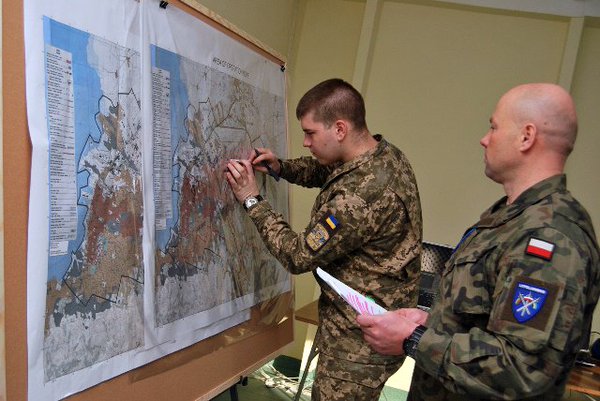 LITPOLUKRBRIG staff deployed a command post to learn how to perform humanitarian assistance operations 