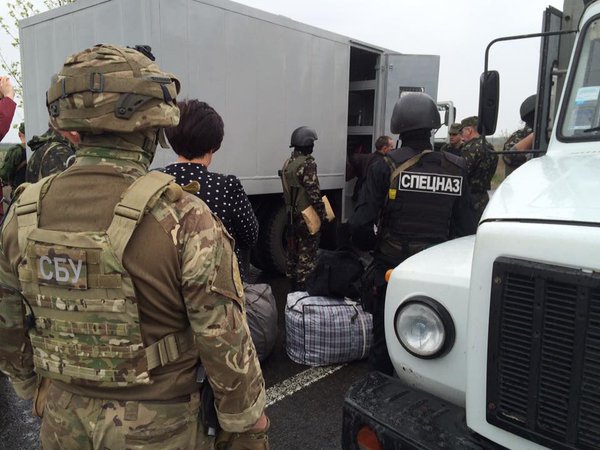 20 prisoners handed over to Ukrainian side by DNR