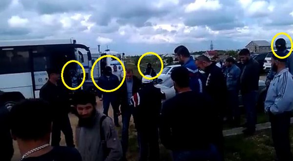Police crackdown on Crimean-Tatars during Friday prayers in Molodizhne, Occupied Crimea
