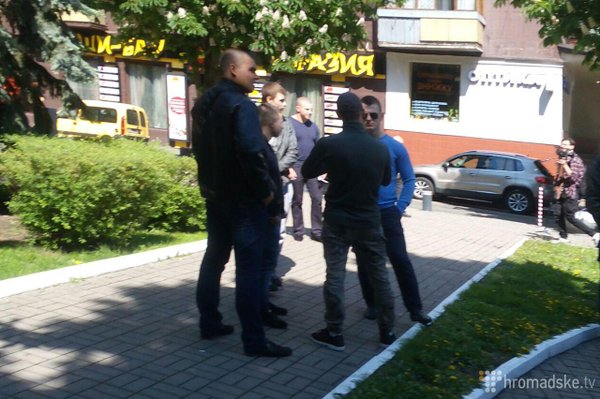 Some thugs massing at Kyiv