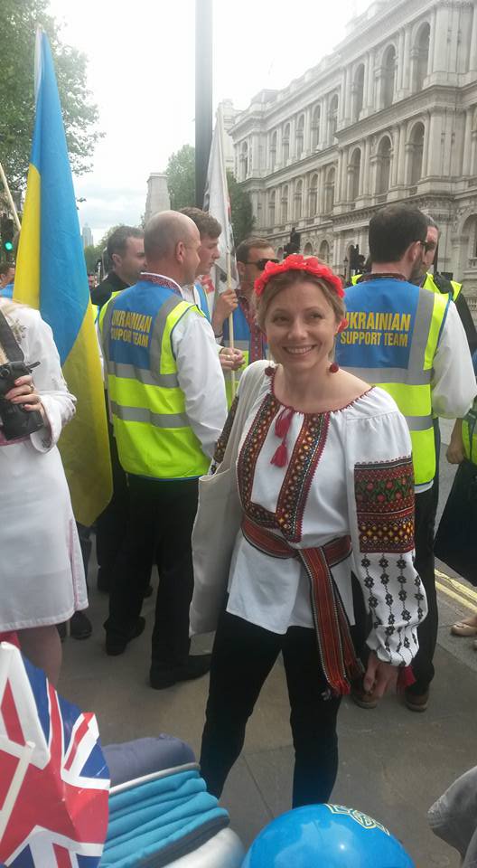 Embroidery march in London 