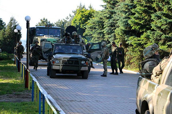 Col. Andriy Lysenko: In Mariupol, “Azov” servicemen underwent heavy military drills  