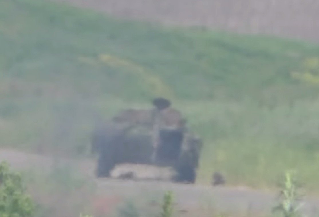 Russian forces destroy Ukrainian army BMP-2 near Pisky  