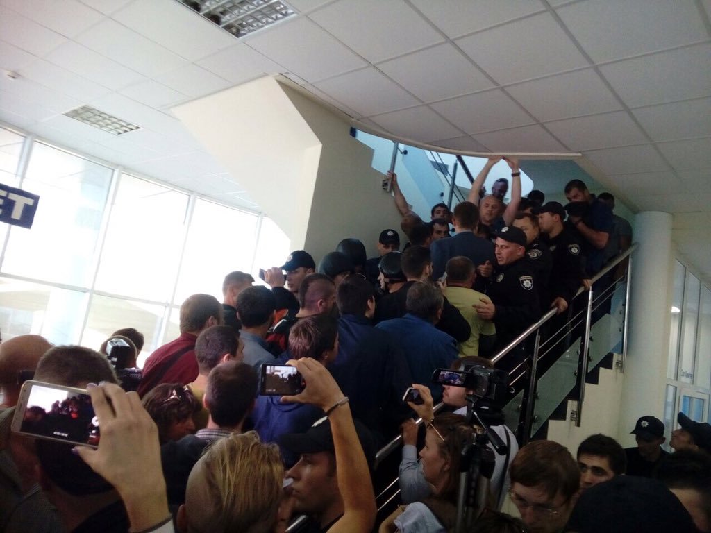 Activists dispersed forum of ex-members of Party of Region in Sumy