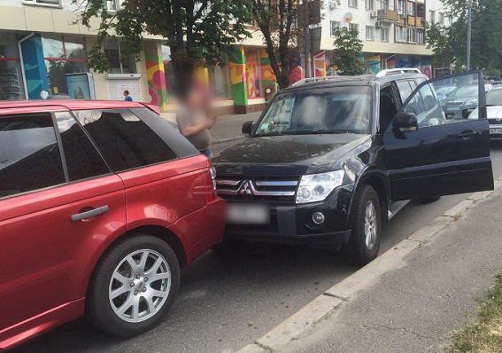 Assassination attempt in central Kyiv. 48 y.o man badly injured 