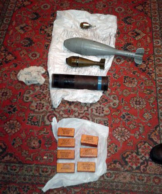 ATO spokesperson: Mariupol police confiscated TNT  and  mortar mines from a local woman  