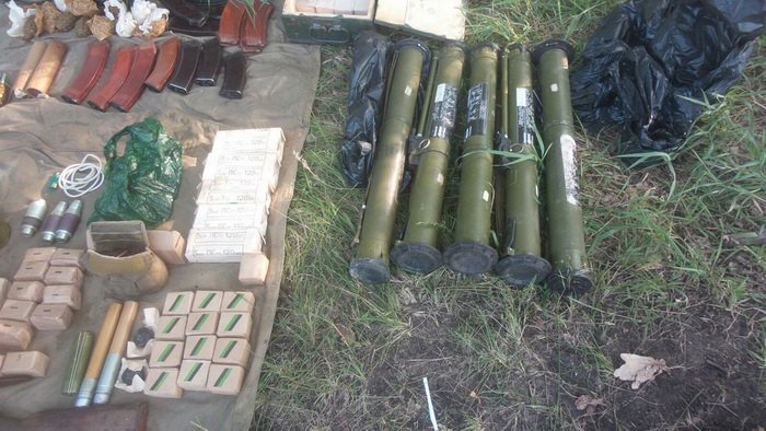 .@ServiceSsu discovered arms and ammo cache near Kharkiv 