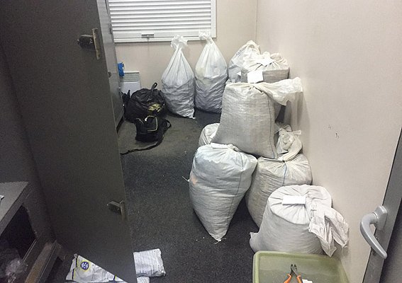 During the searches in the Rivne region was found a currency, weapons, and 1.5 tons of amber