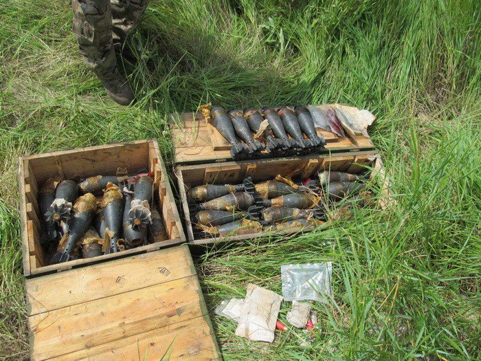Col. Lysenko: SBU found a cache with mines, shells  and  TNT in Pokrovsk, Donetsk region  