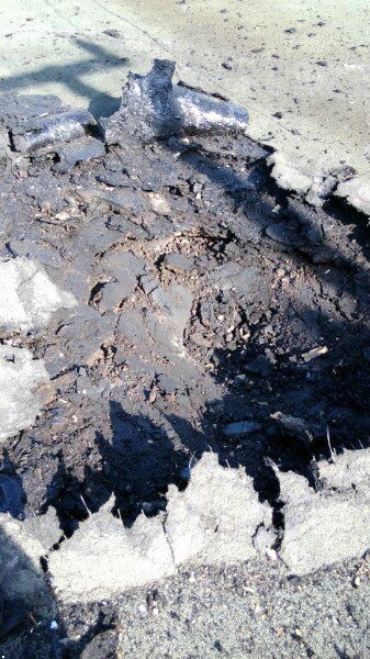 Krasnohorivka, 2, Radianska St. Jul16-17 night shelling aftermath  