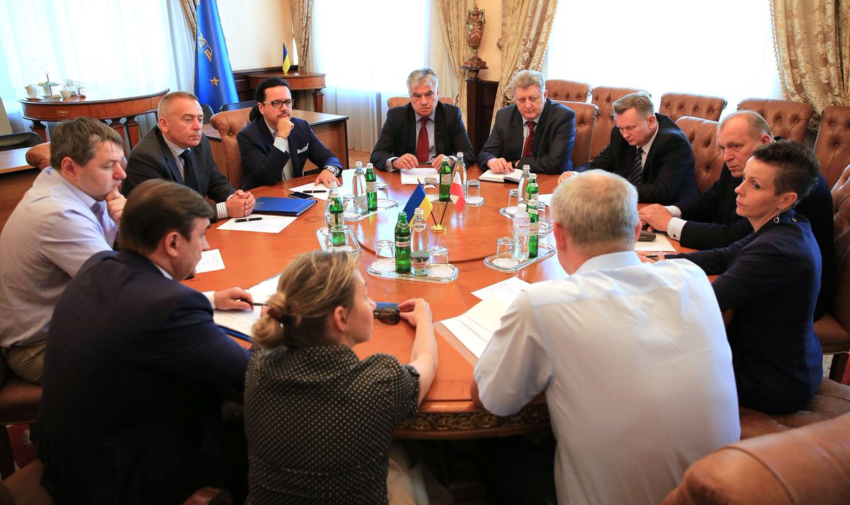 The Head of Ukrainian railway Wojciech Balczun negotiated for target US assistance