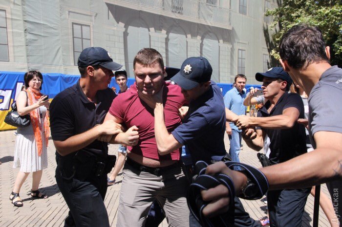 Savcheko in Odesa, - small clashes, activists tried to pelt her with eggs