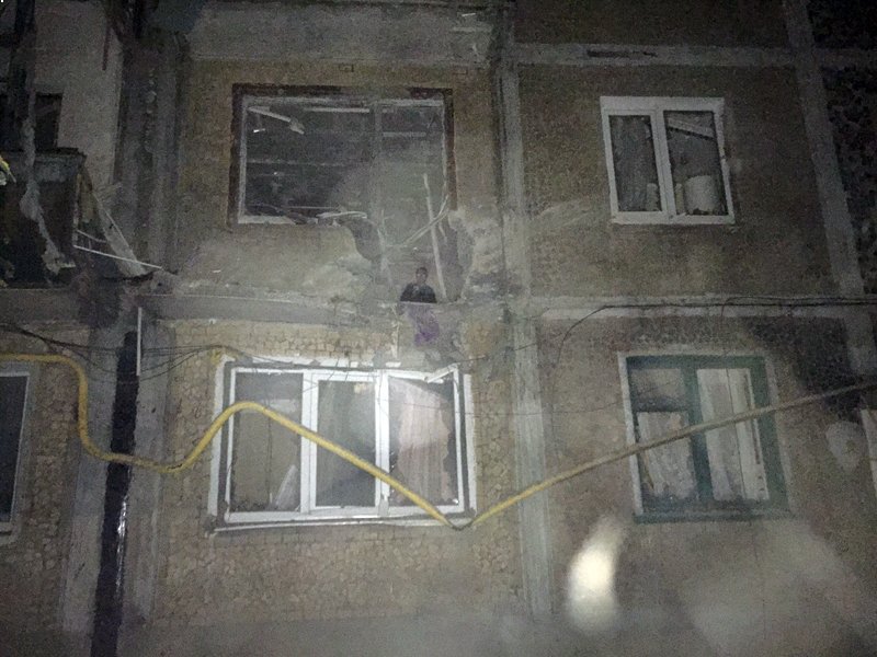 Yasinuvata: 103 block, houses damaged  by shelling late night 31/07 
