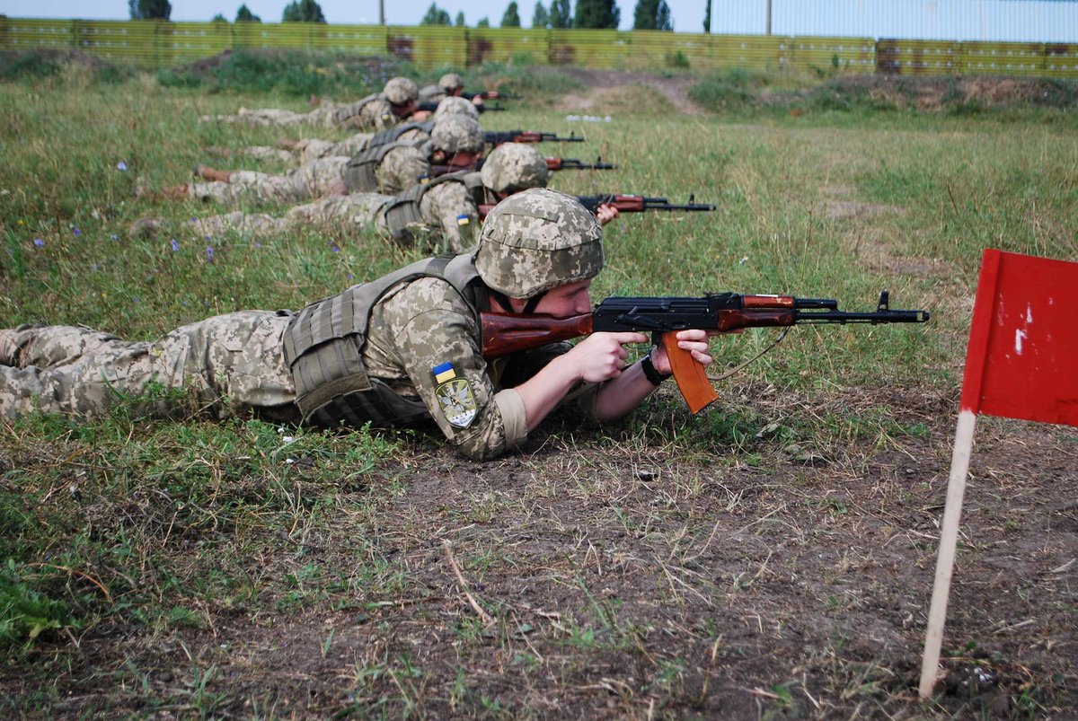 Col. Motuzyanyk: In Chuhuyev, Kharkiv region, military officers polish their combat skills in the firing range  