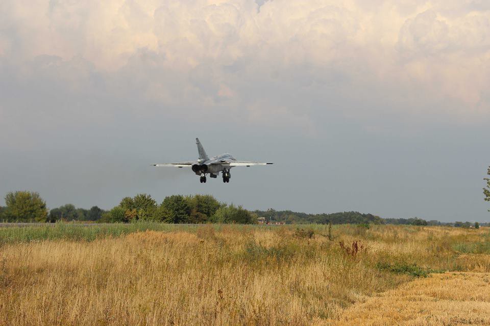 Su-24 and Mig-29 drill to land and take off highway