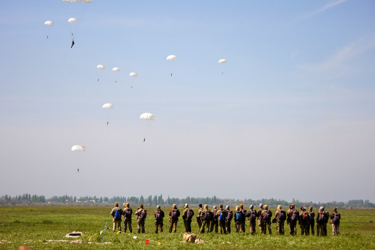 ATO spox: Servicemen of Special Operations Forces underwent heavy drills on parachuting  