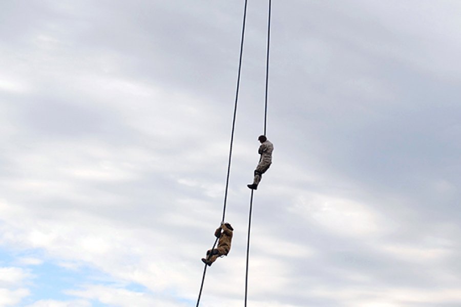 ATO spox: Yesterday, NGU personnel trained landing from Mi-8 helicopter using steeplejack equipment  