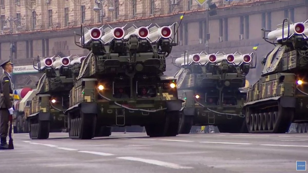 SAM On parade in Kyiv: Osa, Buk-m1, S-300PS  