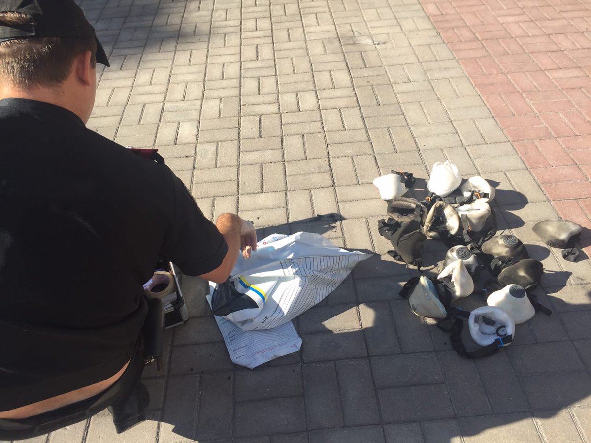 Protest near Kyivmiskbud is over. Police and national guard and builders on the site