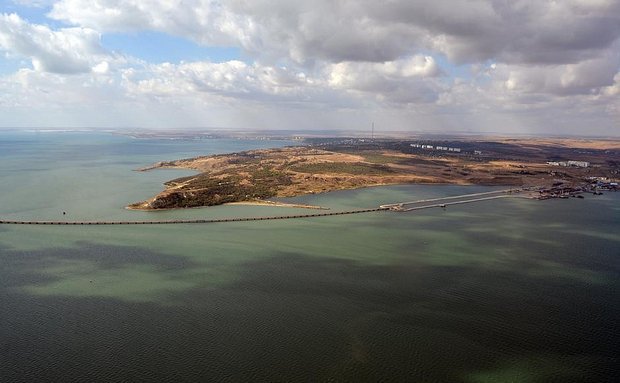 The Kremlin has shown new photos of the construction of a bridge in the strait