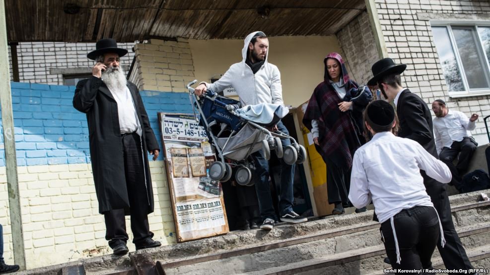Tens of thousands pilgrims arriving in Uman' for Celebration of Rosh Hashanah 