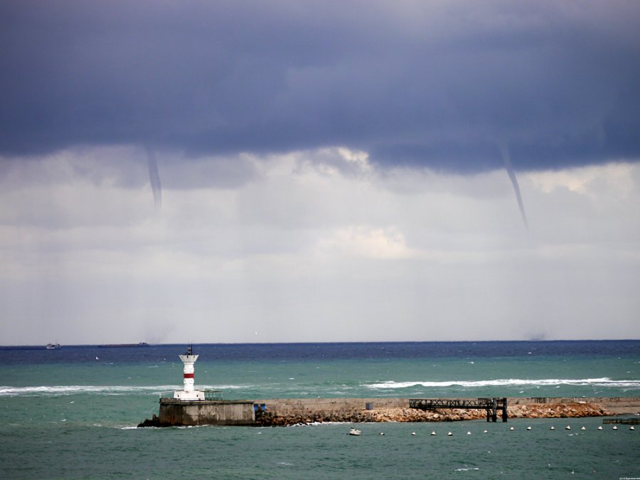 Images: Storm in Sevastopol