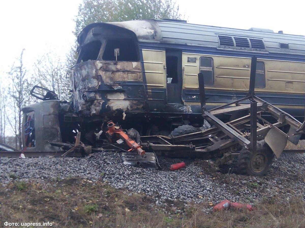 3 killed, 2 wounded in train-truck crash in Vinnitsa region