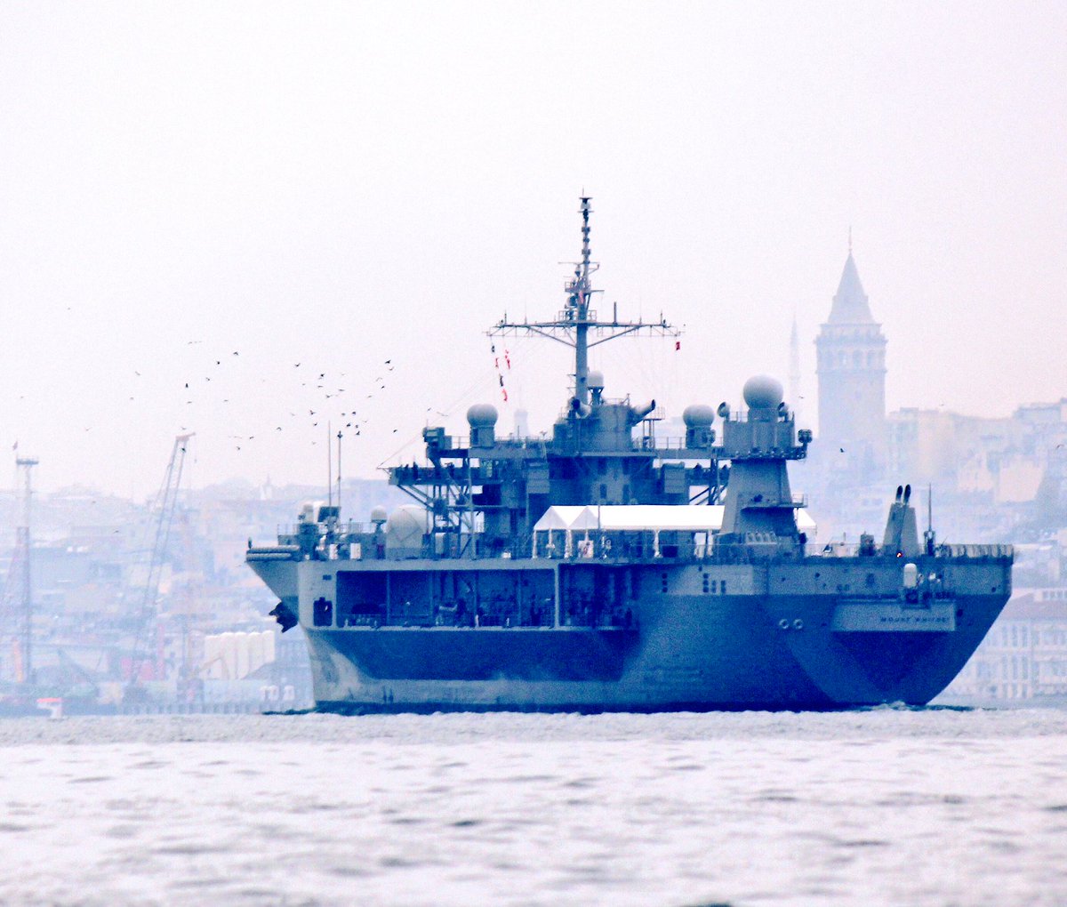 Flagship of @USNavyEurope , Blue Ridge class commandship USS Mount Whitney LCC20 departs the BlackSea  and  transits Bosphorus 