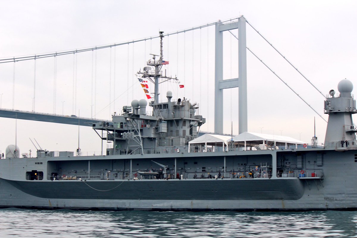 Flagship of @USNavyEurope , Blue Ridge class commandship USS Mount Whitney LCC20 departs the BlackSea  and  transits Bosphorus 
