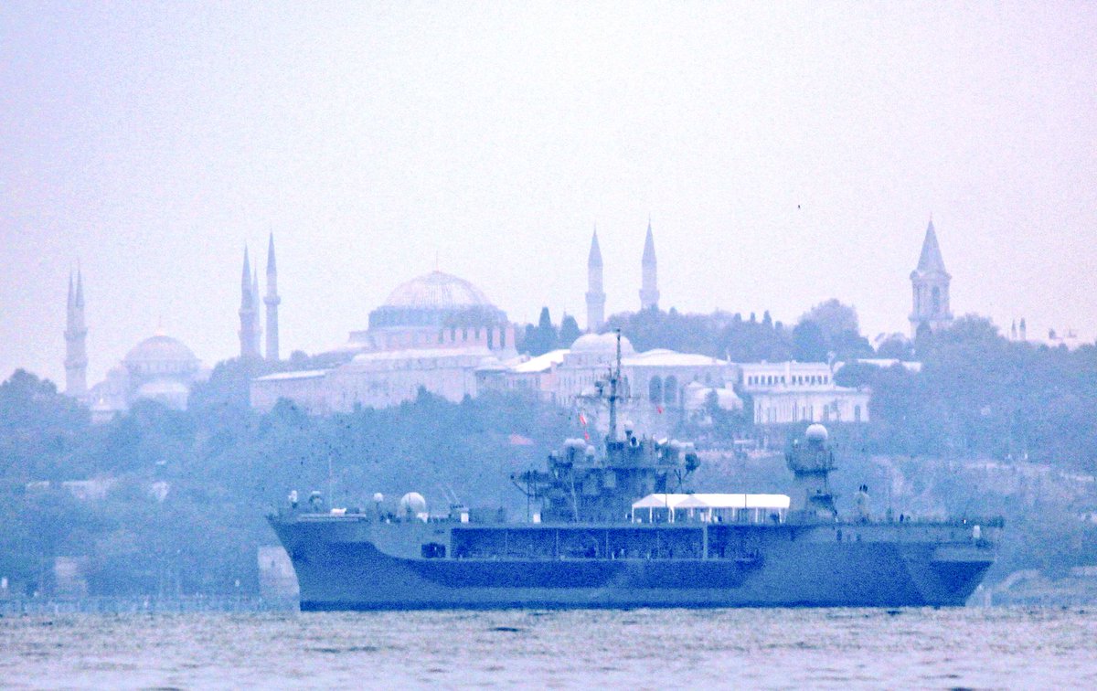 Blue Ridge class @USNavyEurope commandship USS Mount Whitney LCC20 departed BlackSea after 13days, transited Bosphorus  and entered Marmara  