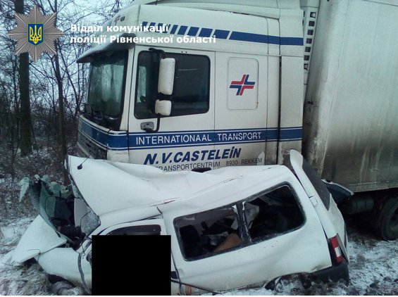 As snow blankets Ukraine reports of accidents continue to come in with reports of deaths and dozens of injured