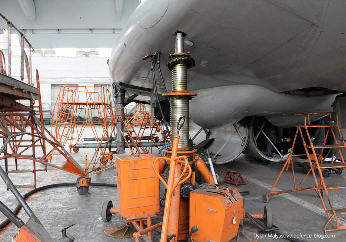 Ukraine executes repair of military transport aircraft for Angola