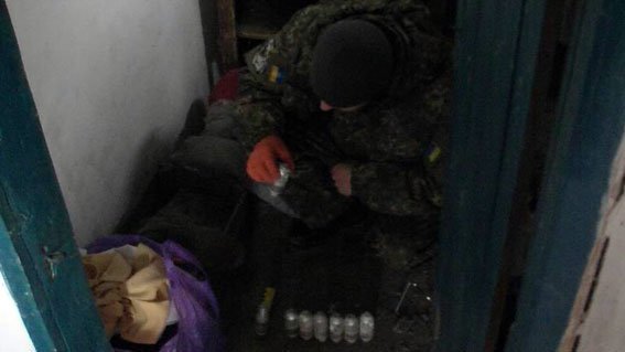 ATO spox: In Sloviansk district Donetsk region, UA policemen confiscated 8 charges for UBGL from a local  
