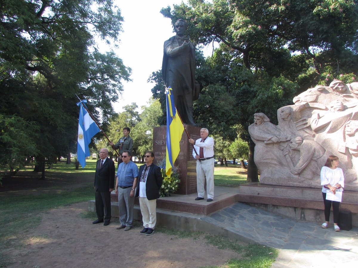 In Buenos Aires, Argentina celebrated the Day of Unity of Ukraine and conducted a flash-mob 