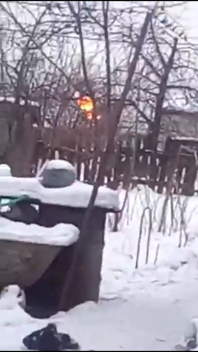 Makiivka: le pipeline du gaz a été frappé au quartier à Batman