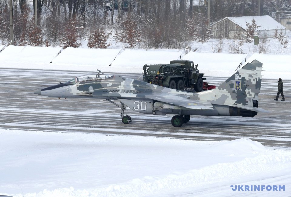 Training of Ukrainian pilots in Ivano-Frankivsk region