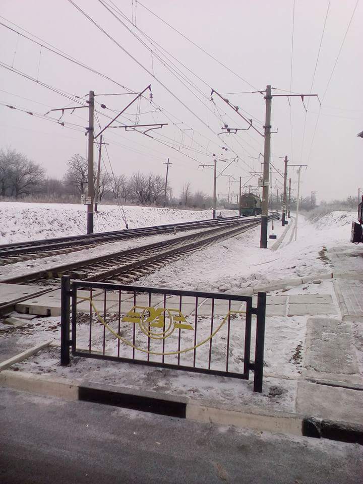 New blockade checkpoint opened at Donbas, activists protesting against trade with occupied territories