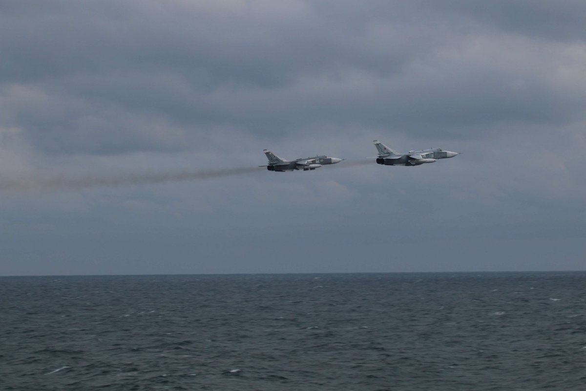 Russian Su-24 jets were armed with FAB-250 bombs when buzzed near USS Porter in Black Sea