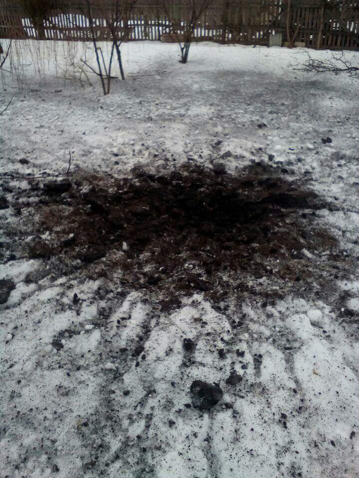Damage in Krasnohorivka after shelling