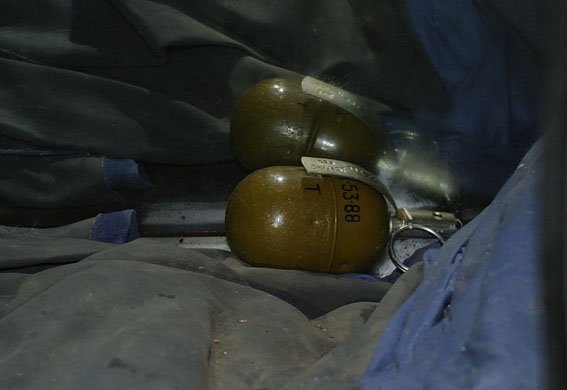 Col. Motuzyanyk: The police detained a former militant in Bahmut. A weapons cache was disclosed at his residence  