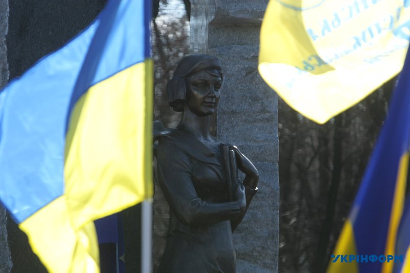 In Kyiv opened the monument to Olena Teliga