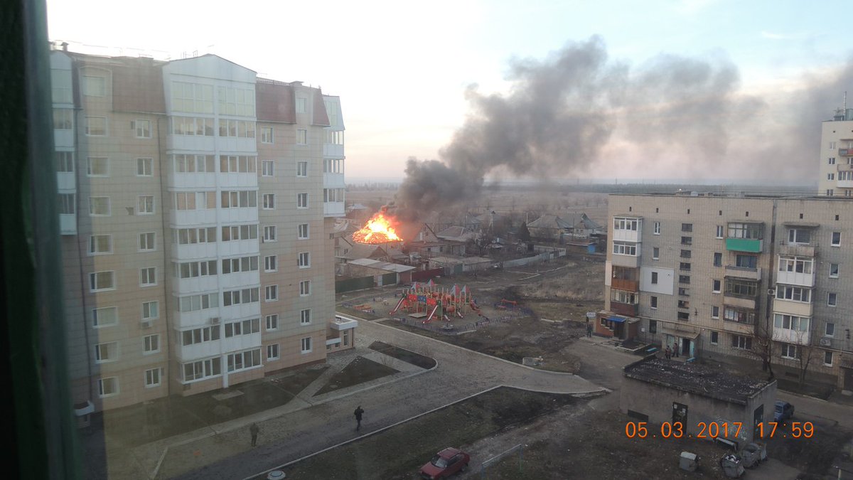 Yasynuvata: A house on fire in the end of Zaliznychna street 