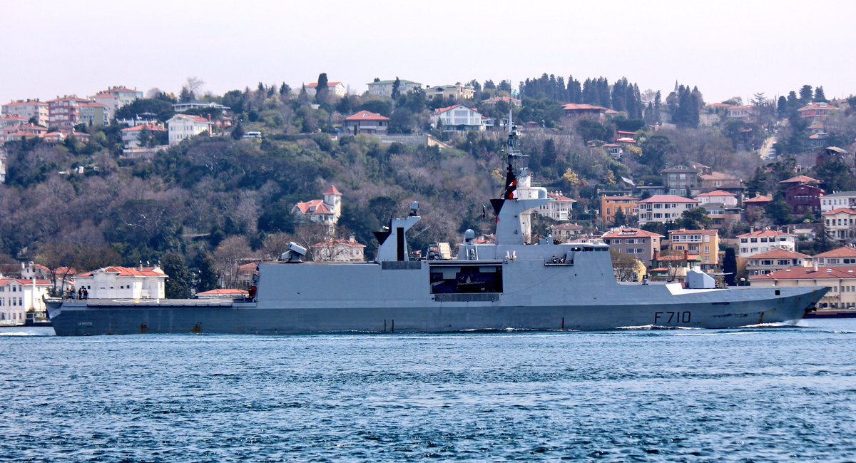La Fayette class @MarineNationale frigate La Fayette F710 departed Black Sea after 20 days  and  transited Mediterranean-bound Bosphorus  