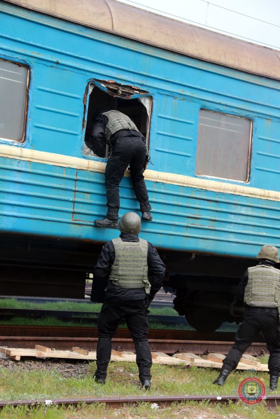 Police held counter-terror drill in Mariupol