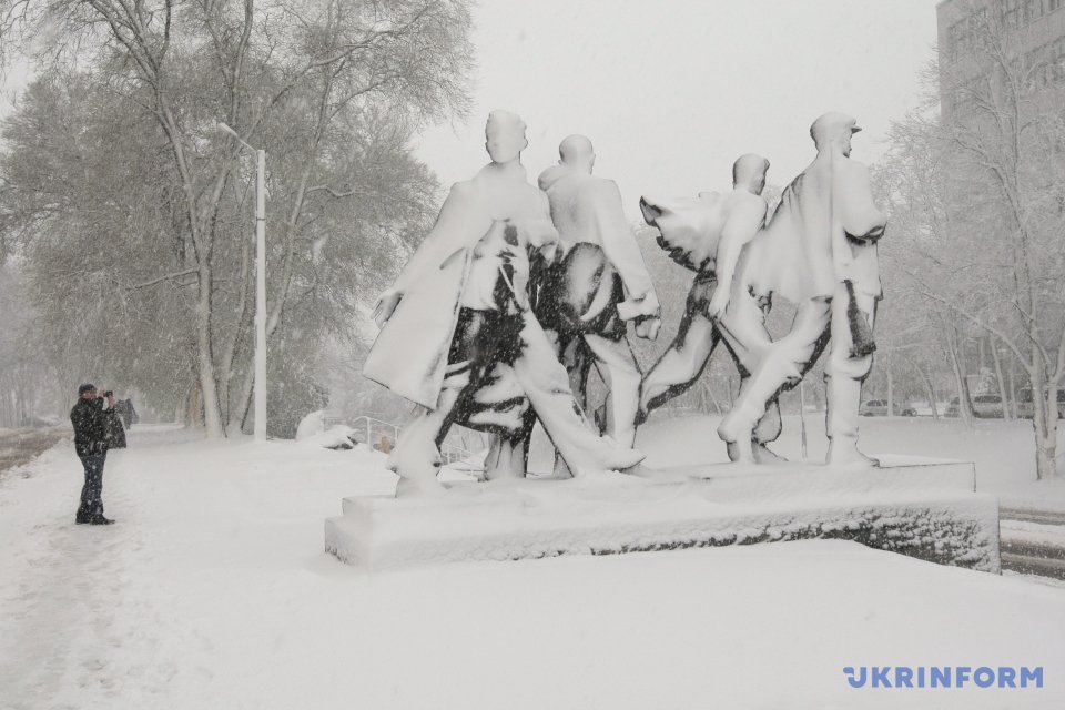 Heavy property damage in Kharkiv as result of sudden snow storm